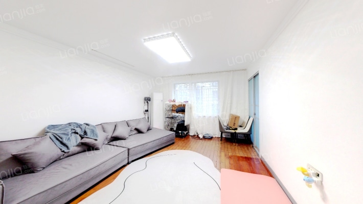 吕浦花苑二手房实景图