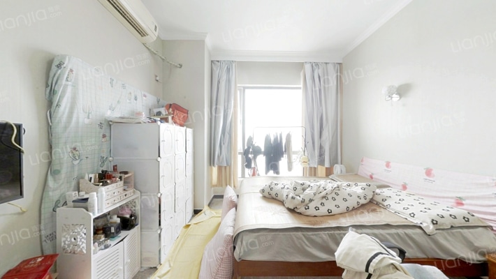 奥体公馆二手房实景图