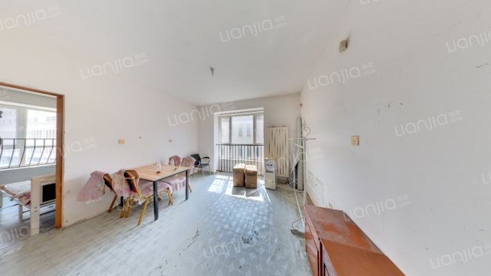 五一阳光锦园二手房实景图