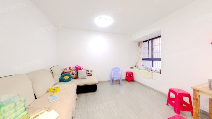 淮肥佳苑兴华苑D区二手房实景图