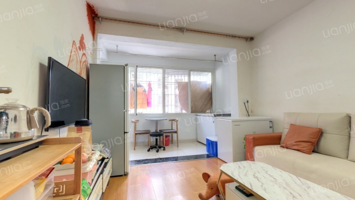 龙井新村二手房实景图