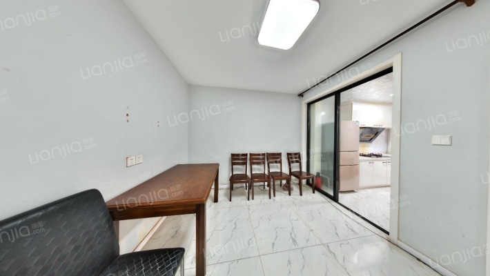 敬文里小区二手房实景图