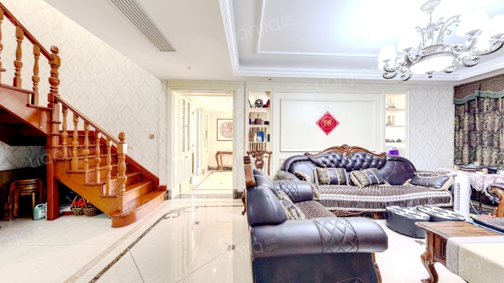 景杉路二手房实景图