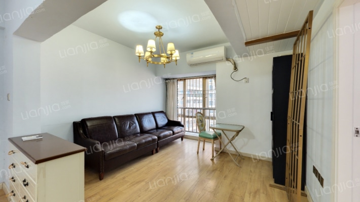 官龙名苑二手房实景图