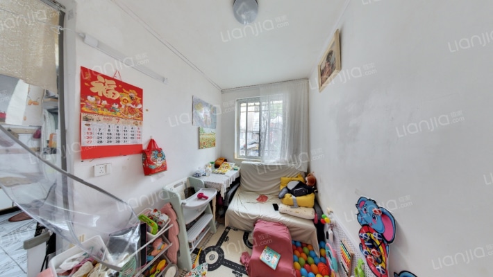 凤凰山脚路二手房实景图