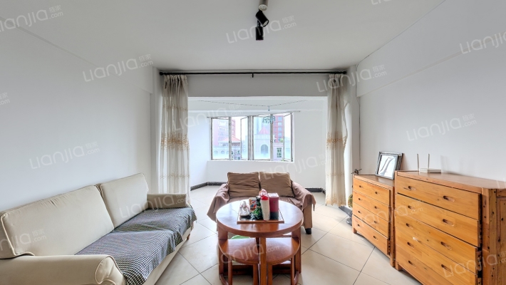 农校东区二手房实景图