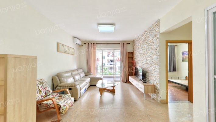 鸿禧华庭二手房实景图