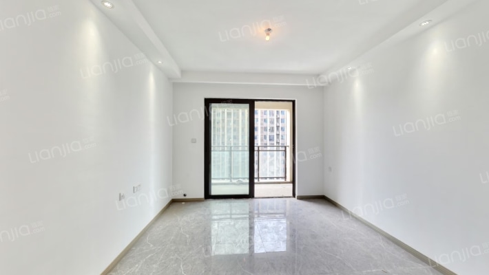 阳光100凤凰街二手房实景图