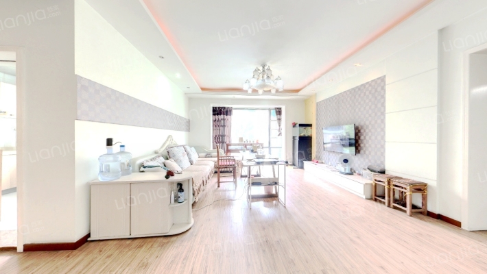 国色天香二手房实景图