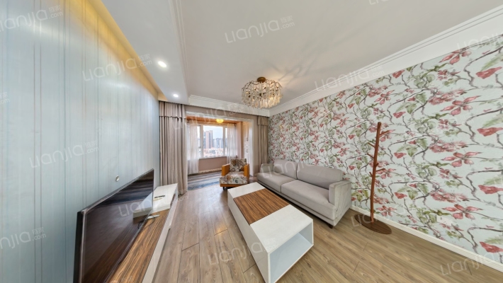 中海右岸二手房实景图