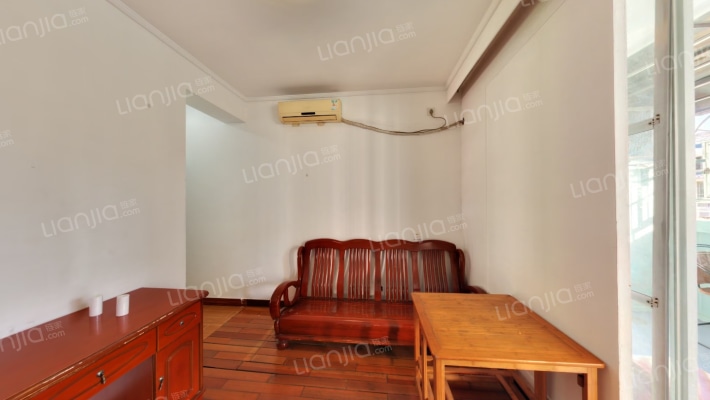 嘉明苑二手房实景图