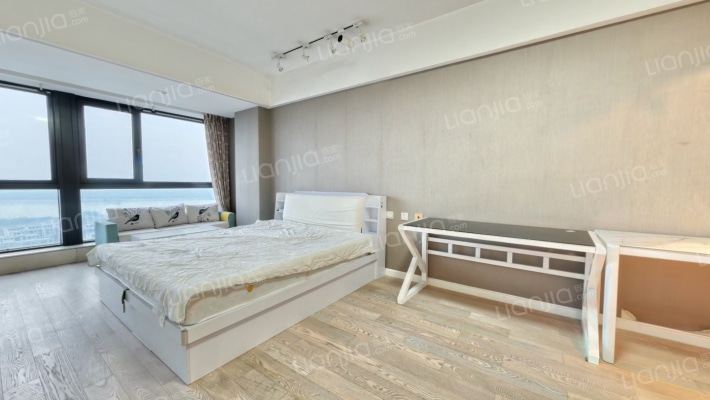 隐龙湾二手房实景图