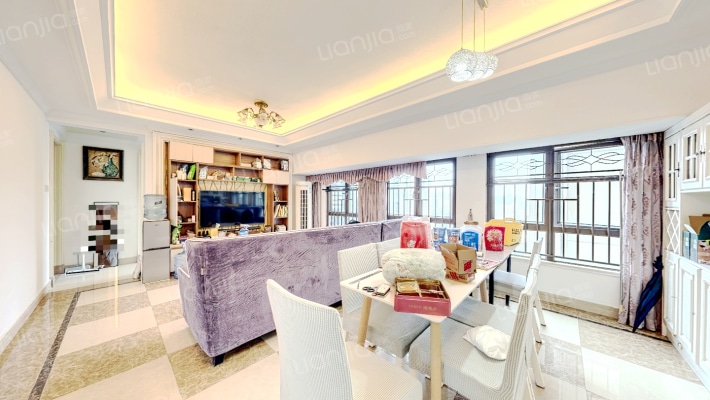 万科翡丽郡四期二手房实景图