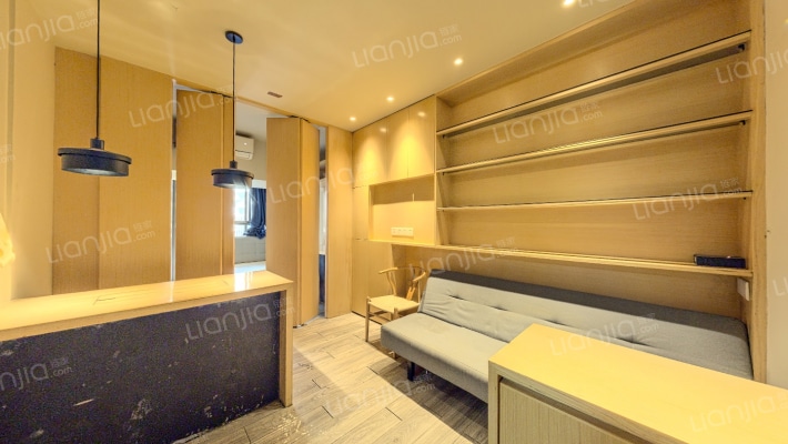 万科红一期二手房实景图