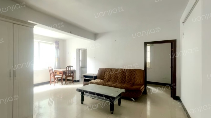 嘉美巷12号二手房实景图