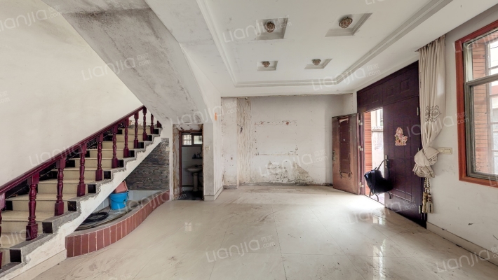 庆丰路花苑新村二手房实景图