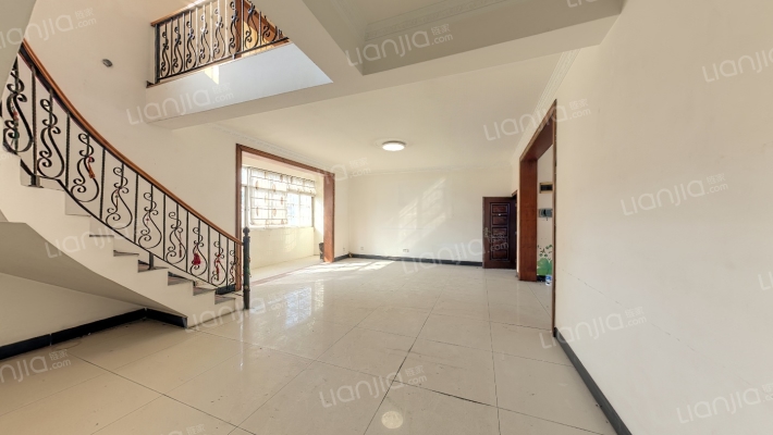 百花园小区二手房实景图