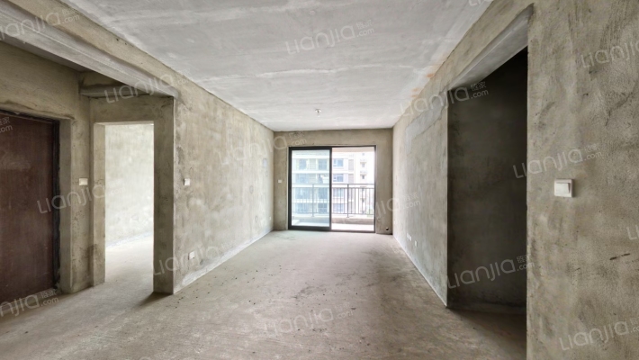 铂悦世家二手房实景图