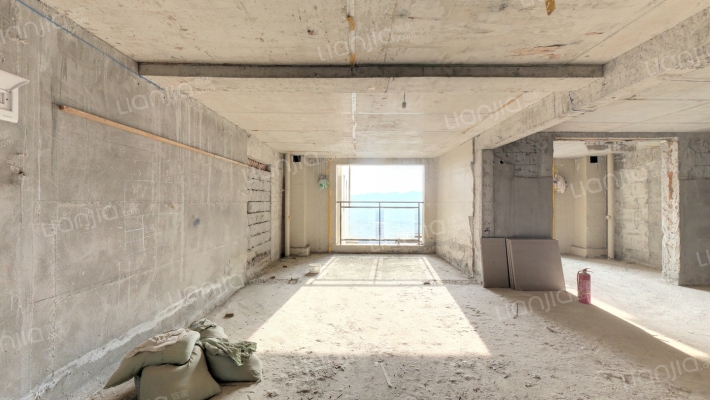 黄金嘉年华二手房实景图