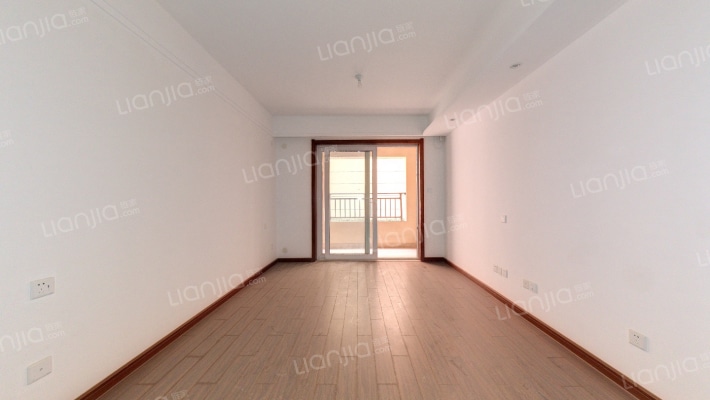 保利中央公园二手房实景图