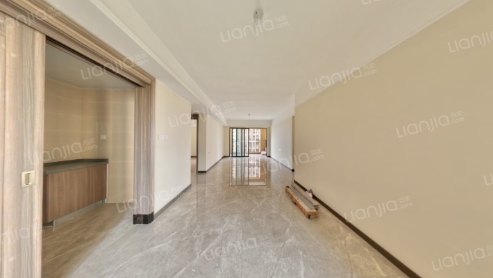 翡翠西江二手房实景图