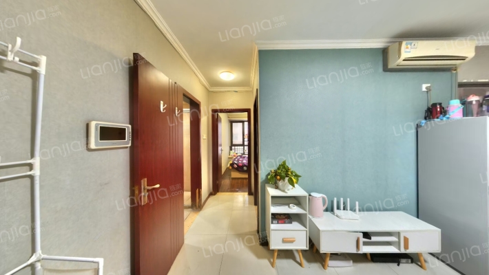 正弘数码公寓二手房实景图