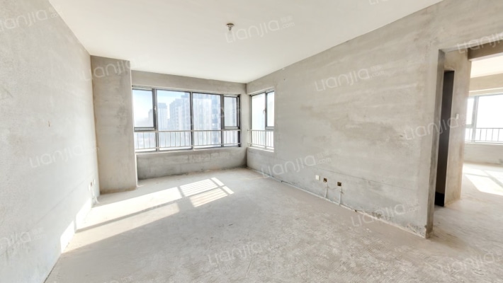 国泰龙城湾D区二手房实景图