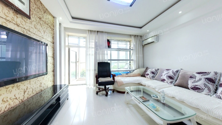 新怡家园二手房实景图