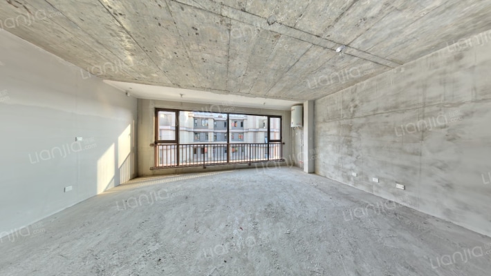 山川如院二手房实景图