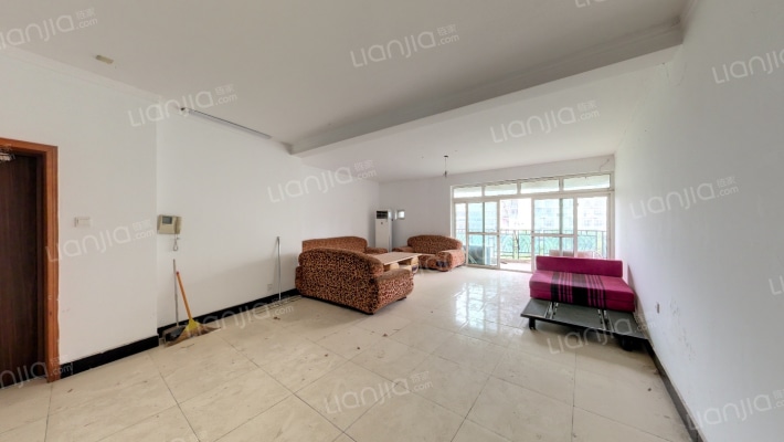 左岸春天二手房实景图