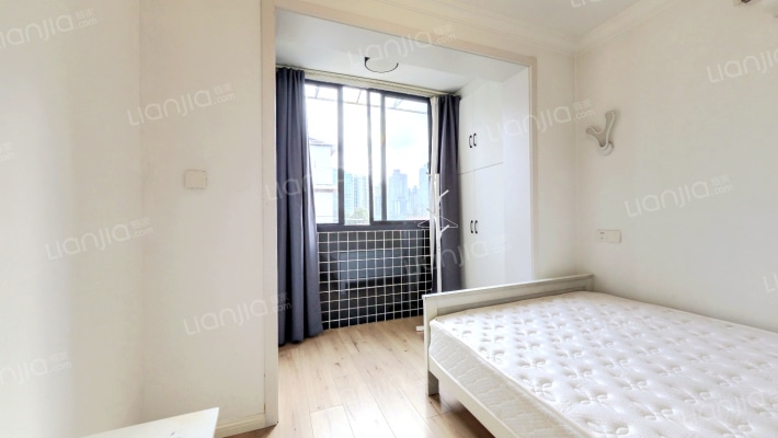 华阳路219号二手房实景图