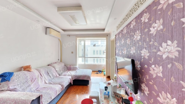 和荣苑二手房实景图