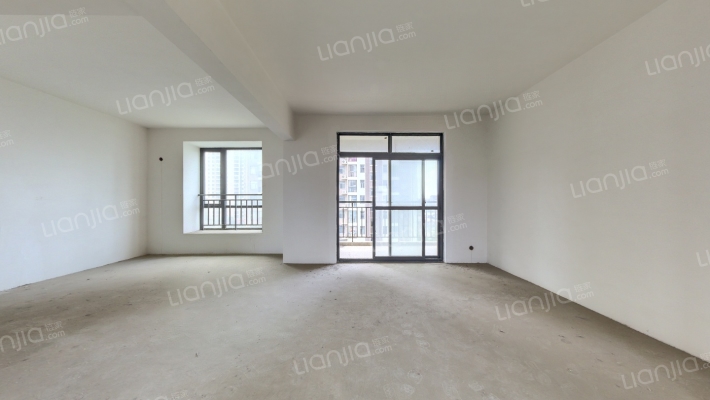 住开盛世长江二手房实景图