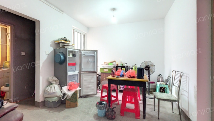 马厍花苑一期二手房实景图