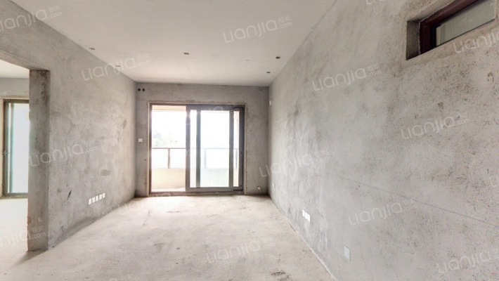 融创海映兰屿一期二手房实景图