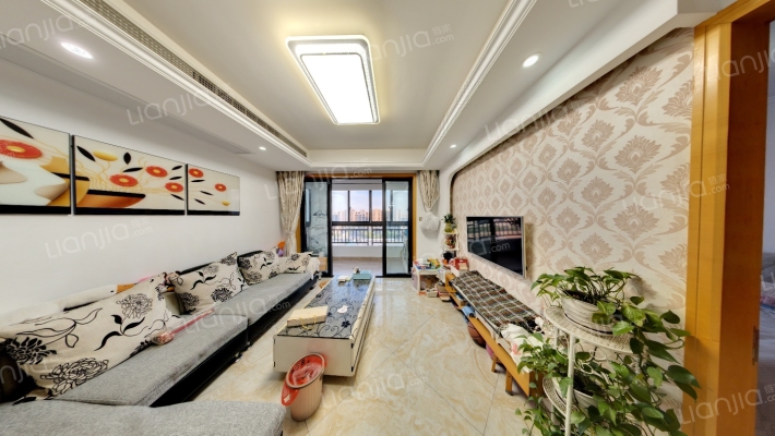 经纬美耀湾二手房实景图