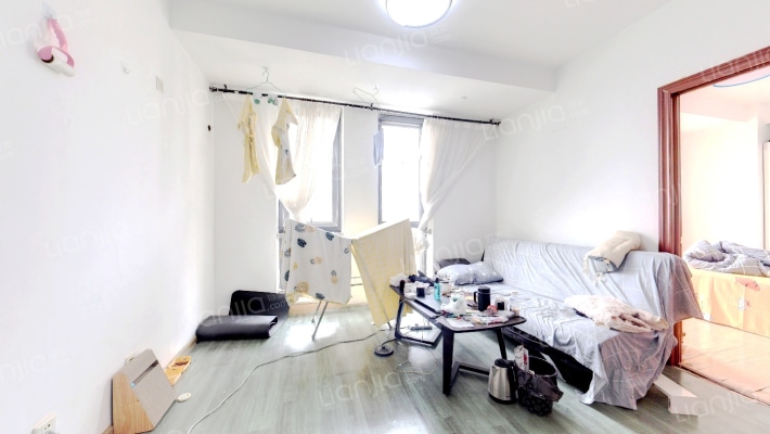 首座国际公寓二手房实景图