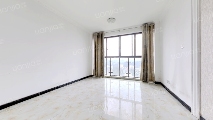 川化怡湖春天二手房实景图