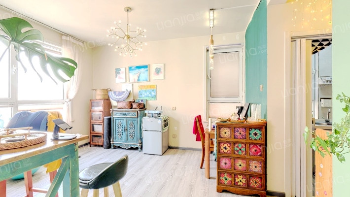 气象小区二期二手房实景图