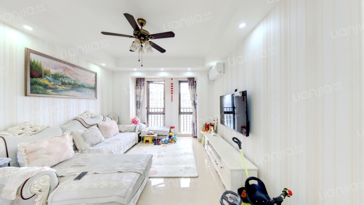 恒亿尚品湾3/4期二手房实景图