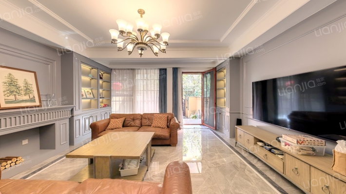 加州枫景二手房实景图