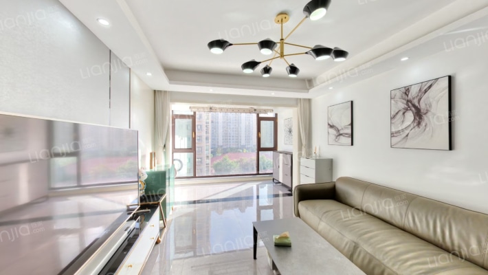 皇家花园北区二手房实景图