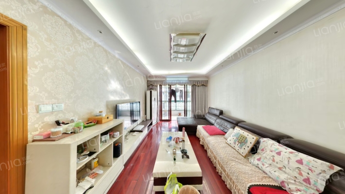 春潮花园三区二手房实景图