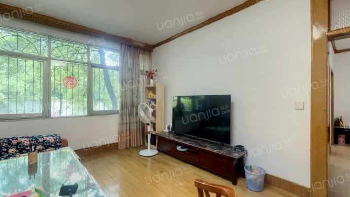 人民中路240号二手房实景图