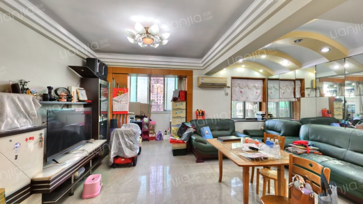 国投宿舍二手房实景图