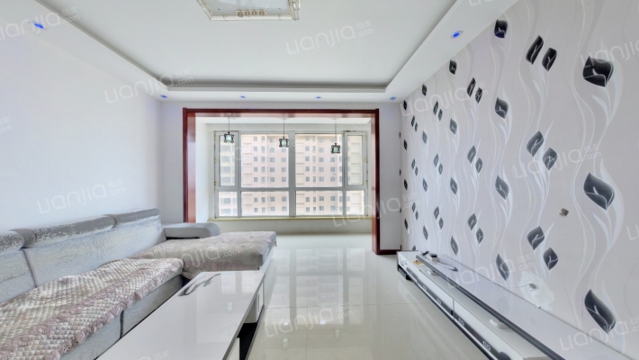 明悦浪漫城二手房实景图