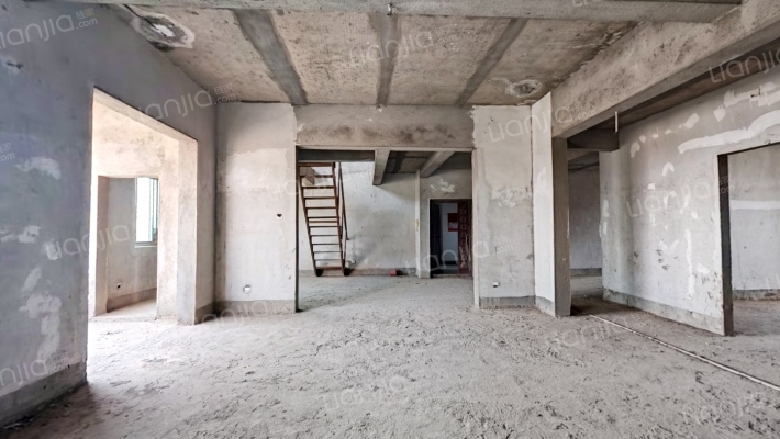 华岭佳园二手房实景图