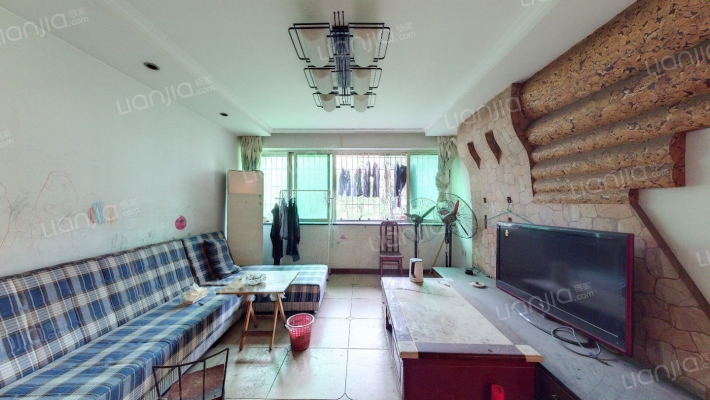 嘉宏花园二手房实景图