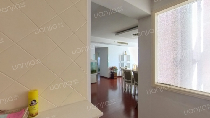 湛渔台豪园二手房实景图