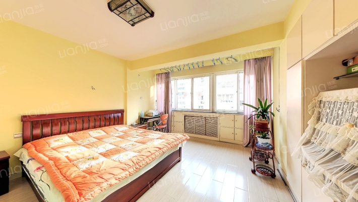 通伸南街二手房实景图